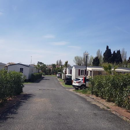 Mobil Home 8 Personnes Les Sables Du Midi Sérignan Buitenkant foto