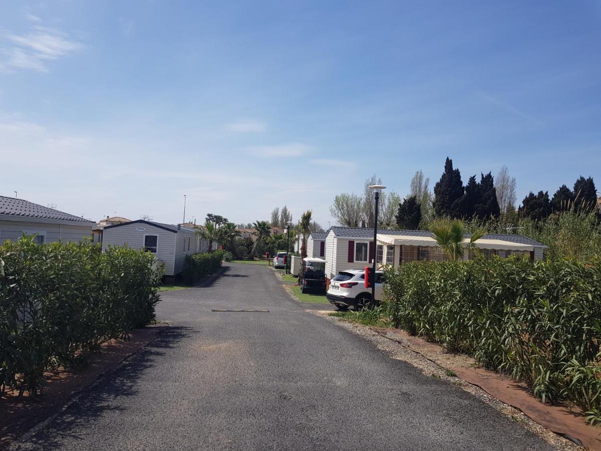 Mobil Home 8 Personnes Les Sables Du Midi Sérignan Buitenkant foto